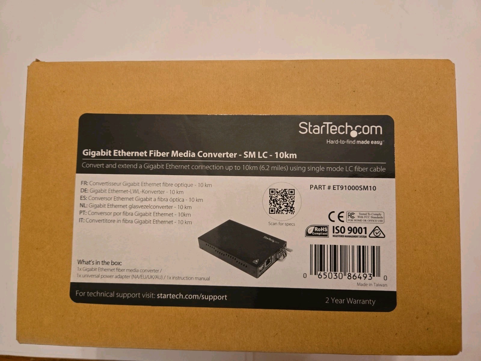 StarTech Gigabit Ethernet Copper-to-Fiber Media Converter│SM LC-10km│ET91000SM10