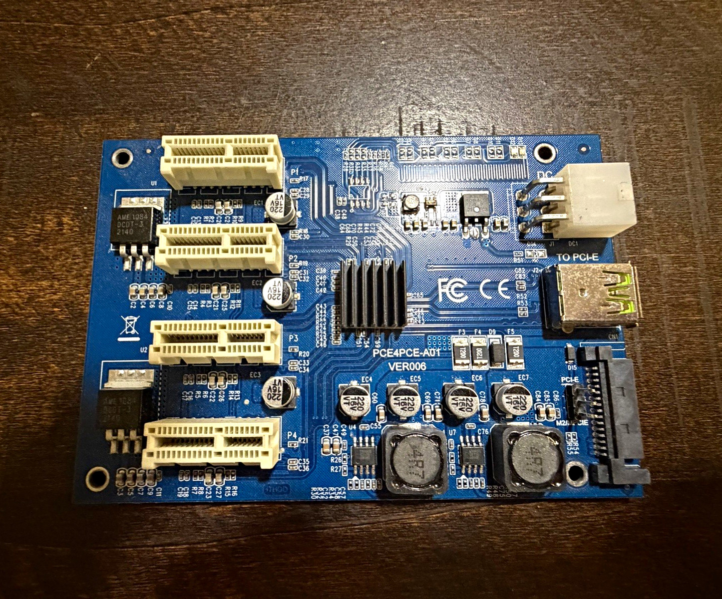 VER006 PCE4PCE-A01 ATX PCIe Riser Adapter Board 4x PCIe x16 USB 3.0