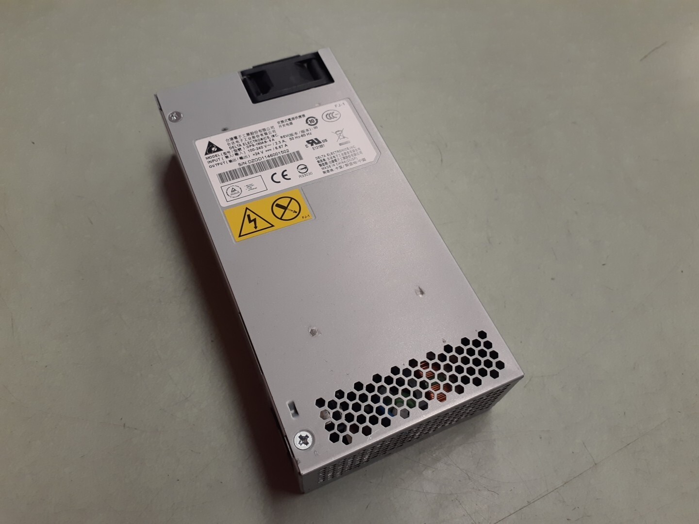 Delta Electronics DPS-180AB-9A REV 00 Switching Power Supply DPS-180AB-9 A