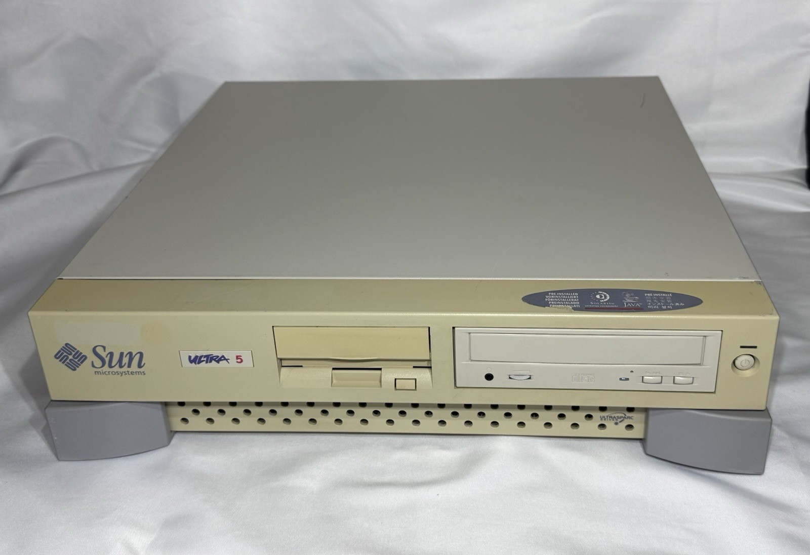 Sun Ultra 5 Workstation, 270MHz, 320MB, 20GB HDD, CD,  SunFast Ethernet X1033A