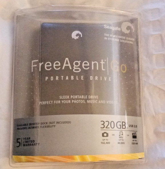 Seagate FreeAgent Go Portable Drive 320GB USB 2.0 NIB