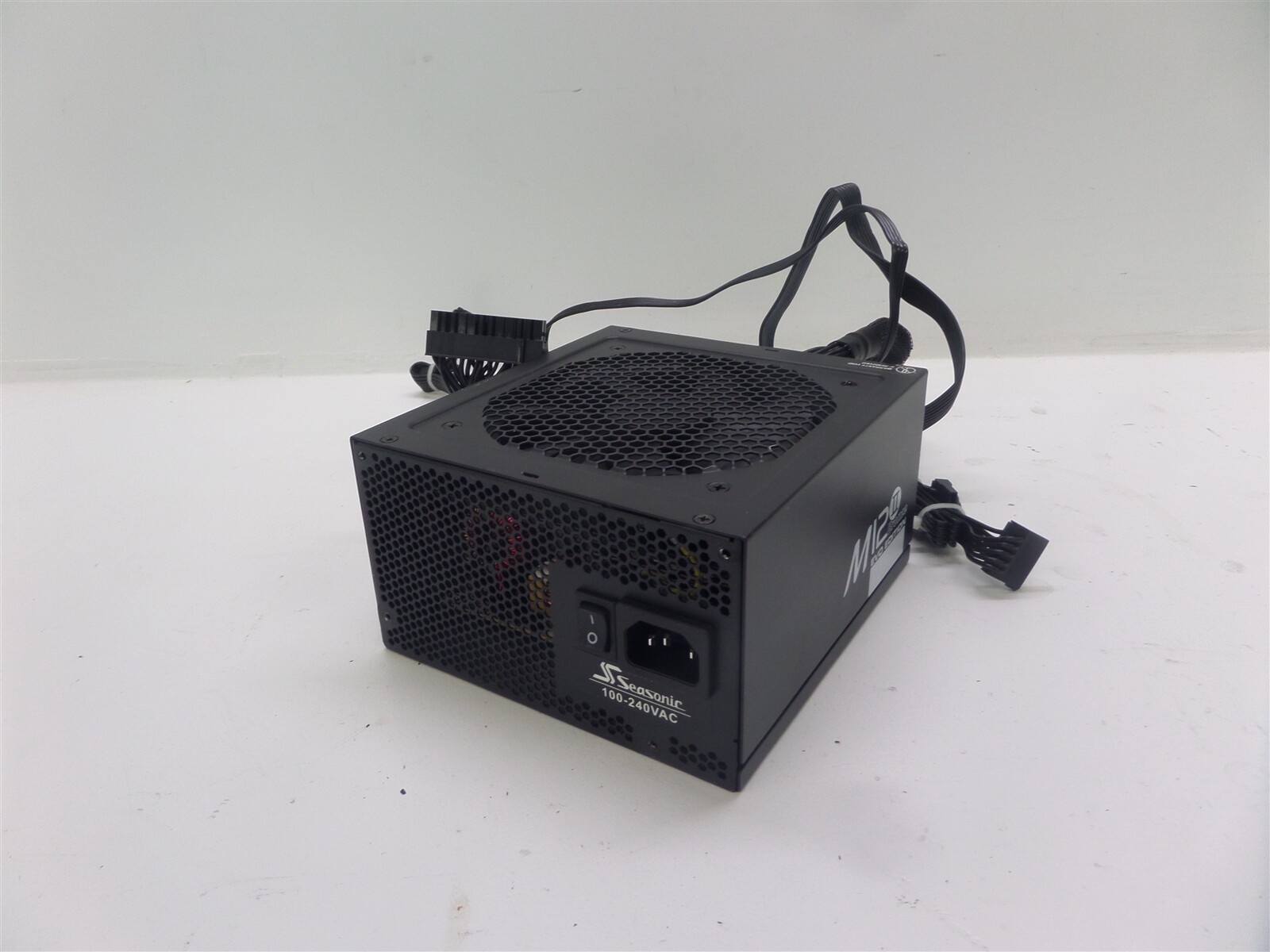 Seasonic SS-620GM 620W 80 Plus Bronze I.T.E Power Supply