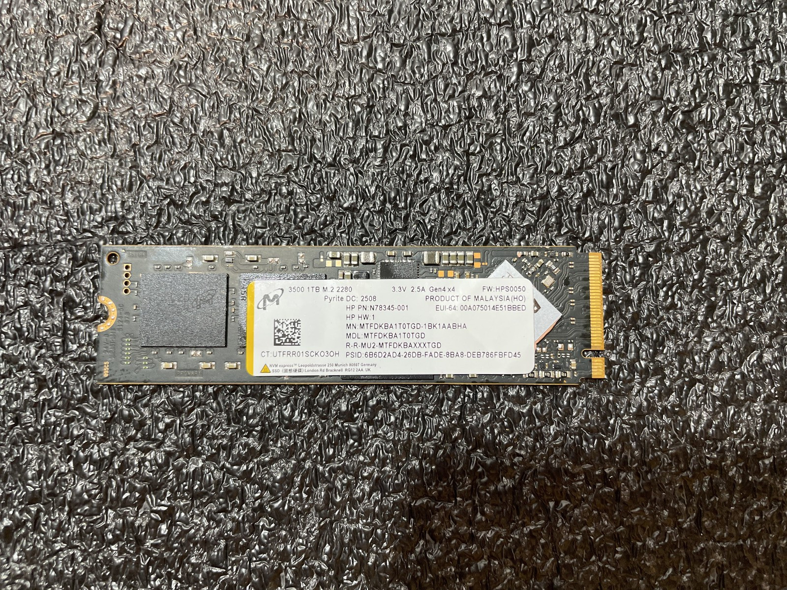 Micron 3500  MTFDKBA1T0TGD-1BK N78345-001 M.2 2280 1TB NVMe  Internal SSD