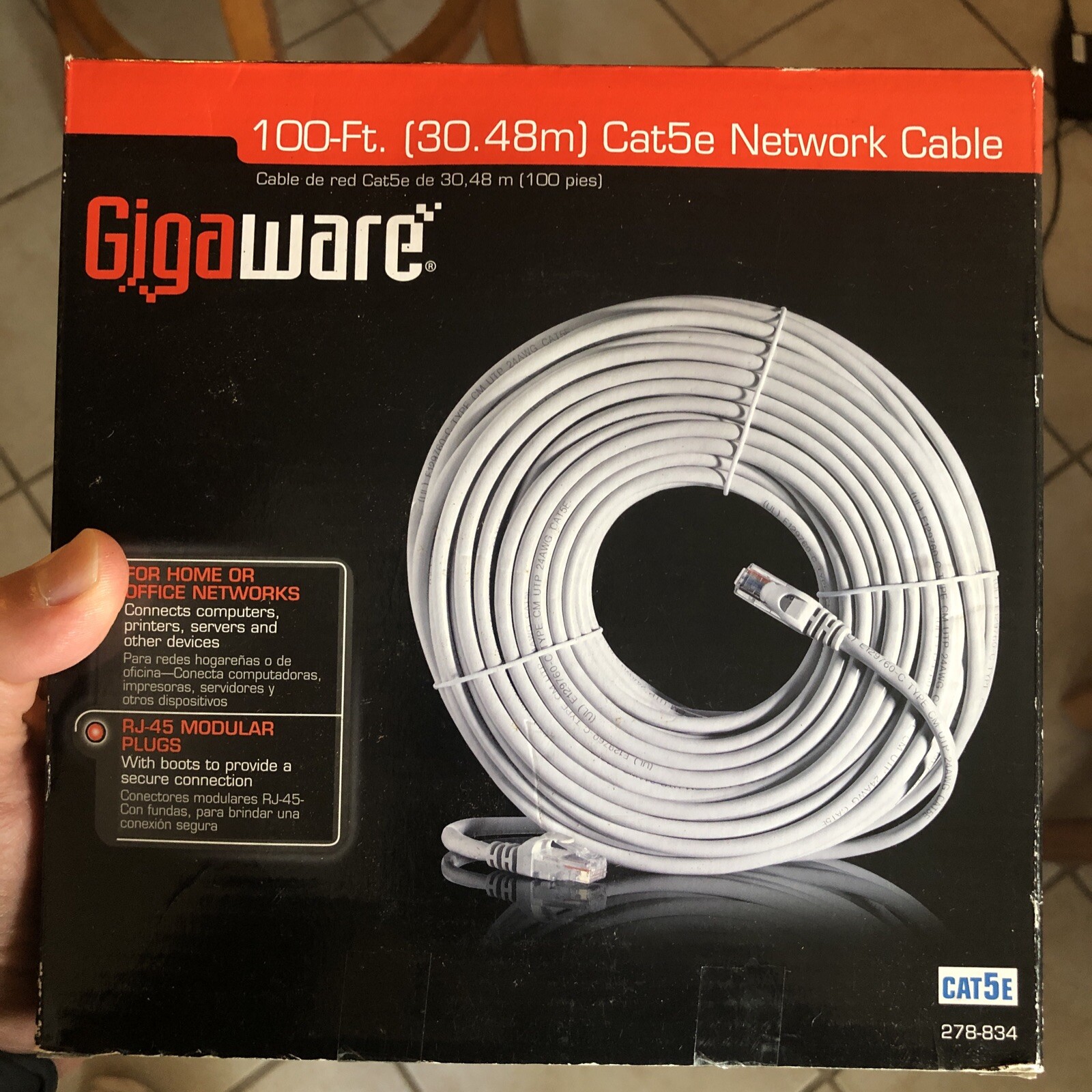 Gigaware 100-Ft (30.48m) Cat5E Network Cable 278-834