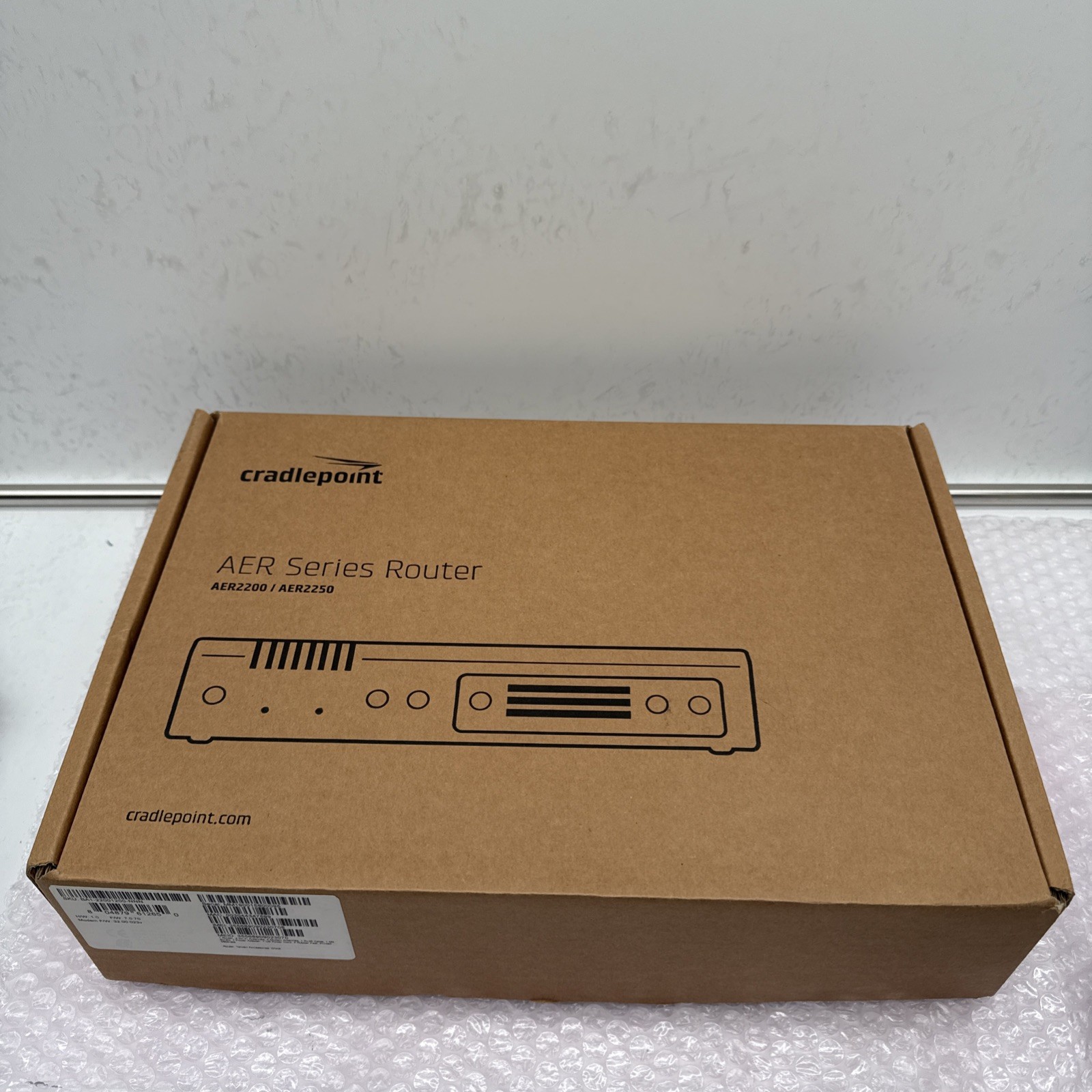 Cradlepoint AER2200-1200M-B Series Router- New
