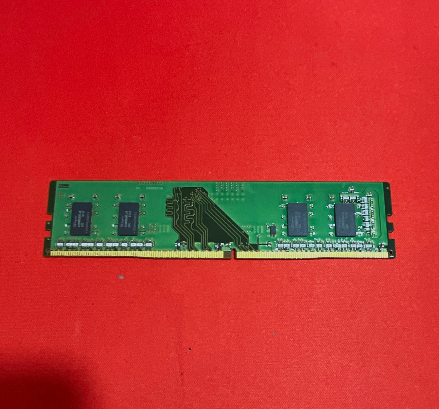 SK hynix 4GB DDR4-2400 PC4-2400T 288-Pin UDIMM Unbuffered HMA851U6CJR6N-UH