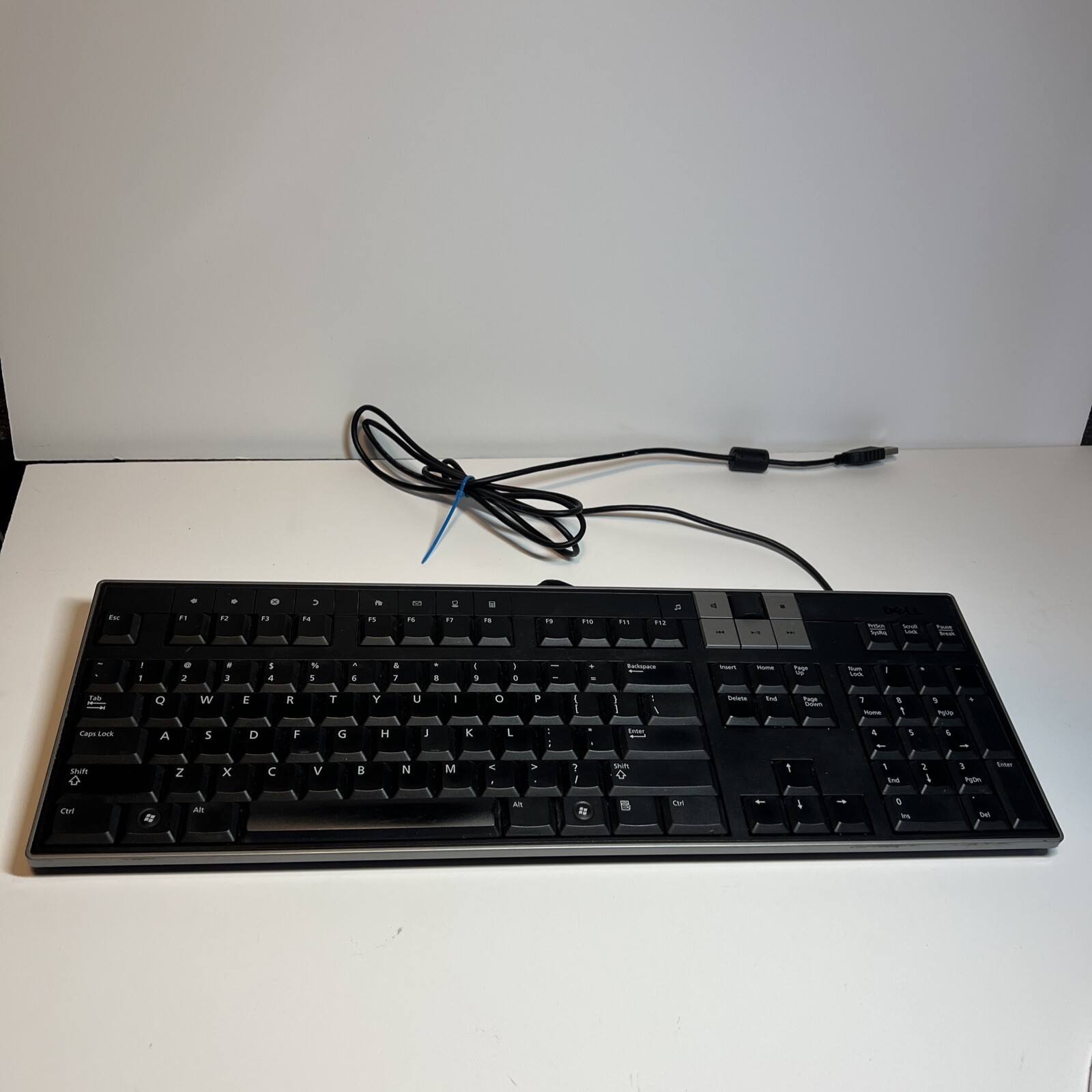DELL Y-U0003-DEL5 Multimedia Wired Black Silver Keyboard USB U473D