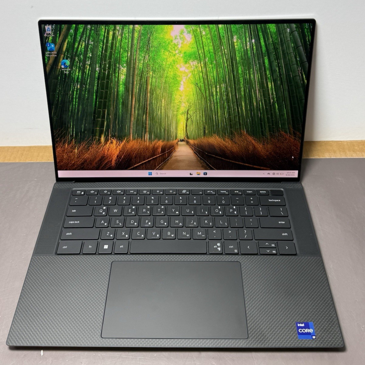 Dell XPS 15 9520 i9-12900HK  32GB 1TB SSD GeForce RTX 3050 Ti Touch 15.6"