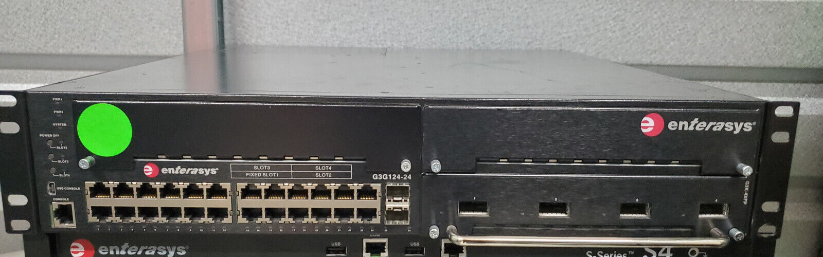 Enterasys G3G124-24 24-Port Switch w/ G3K-4XFP 4-port Expansion, Power and Fan