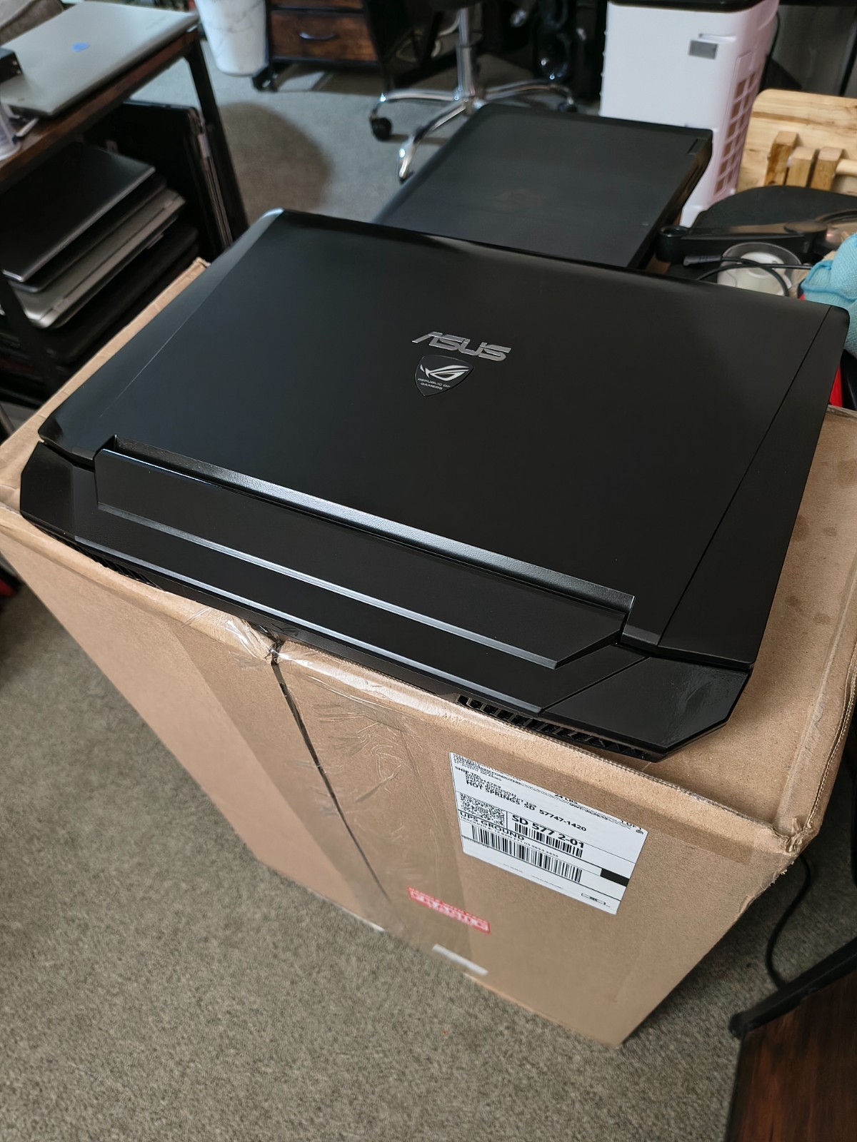 ASUS ROG 17.3" Gaming Laptop Core i7-4700HQ@2.4GHz 24GB 250GB SSD+1TB HDD GeForc