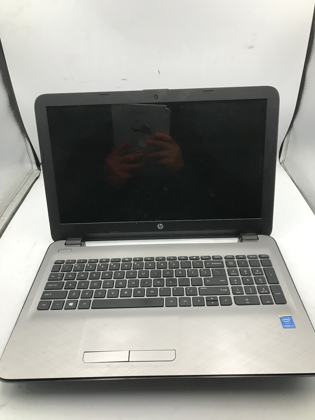HP 15 AC163NR - FOR PARTS/REPAIR - INTEL I3 5005U - NO RAM - BAD LCD - READ - BB