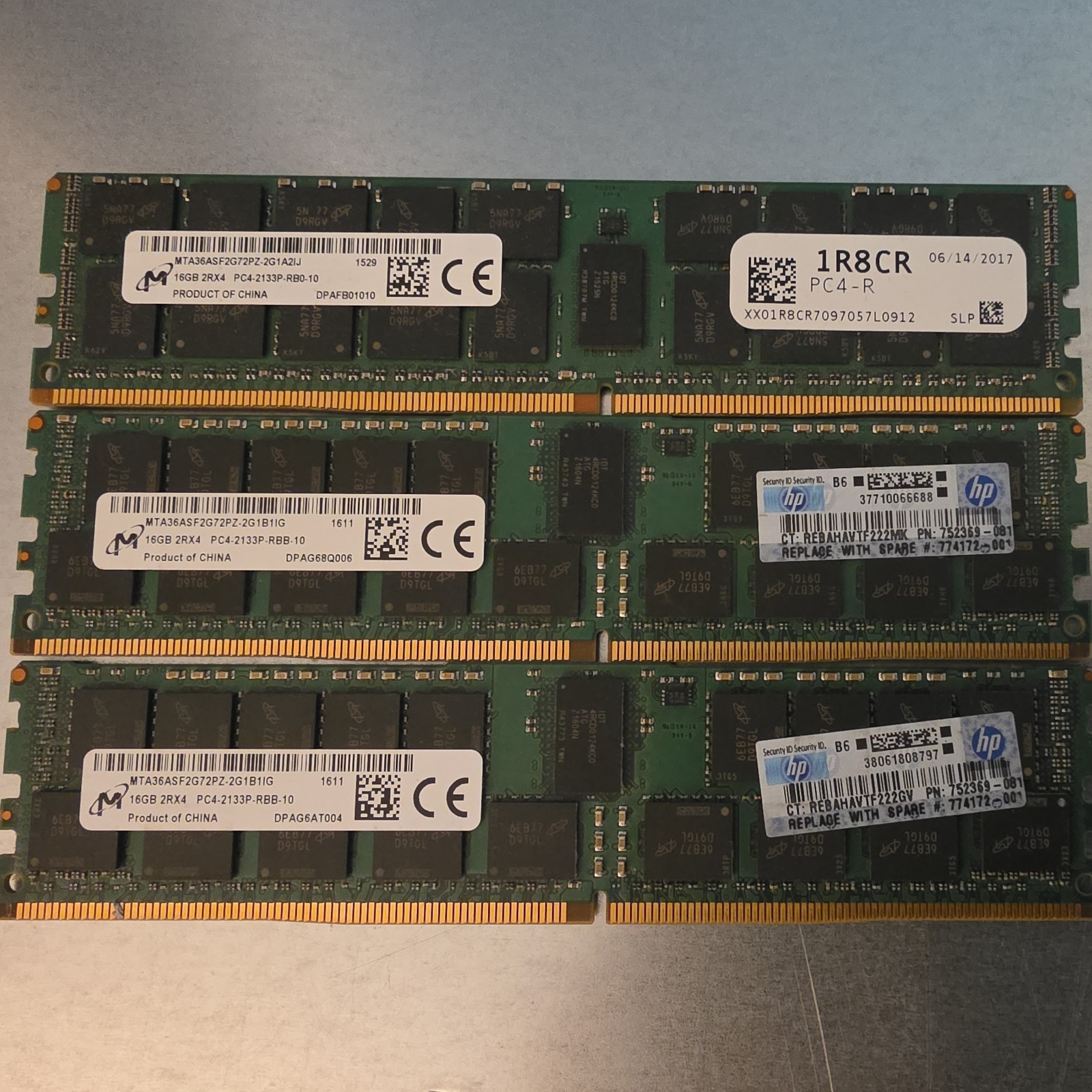 MTA36ASF2G72PZ-3G2 Micron 16GB 3200MHz PC4-25600 288-Pin CL22 2Rx4 ECC Memory