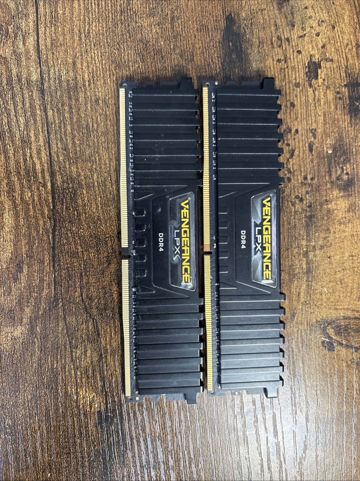 Corsair Vengeance LPX 16GB DIMM DDR4 2400 PC4 19200 Memory Module