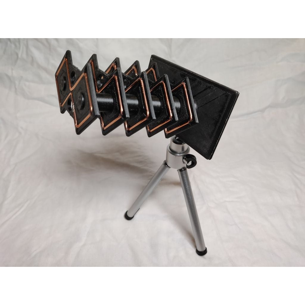 WiFi 2.4GHz Yagi Biquad Antenna with reflector and fixed element distances PET-G