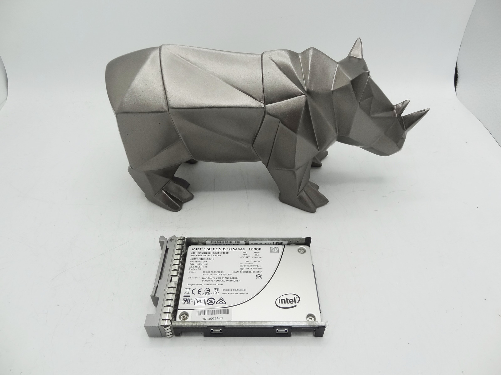 New Cisco UCS-SD120GBKS4-EV 120GB 2.5in 6G SATA SSD SSDSC2BB120G7K