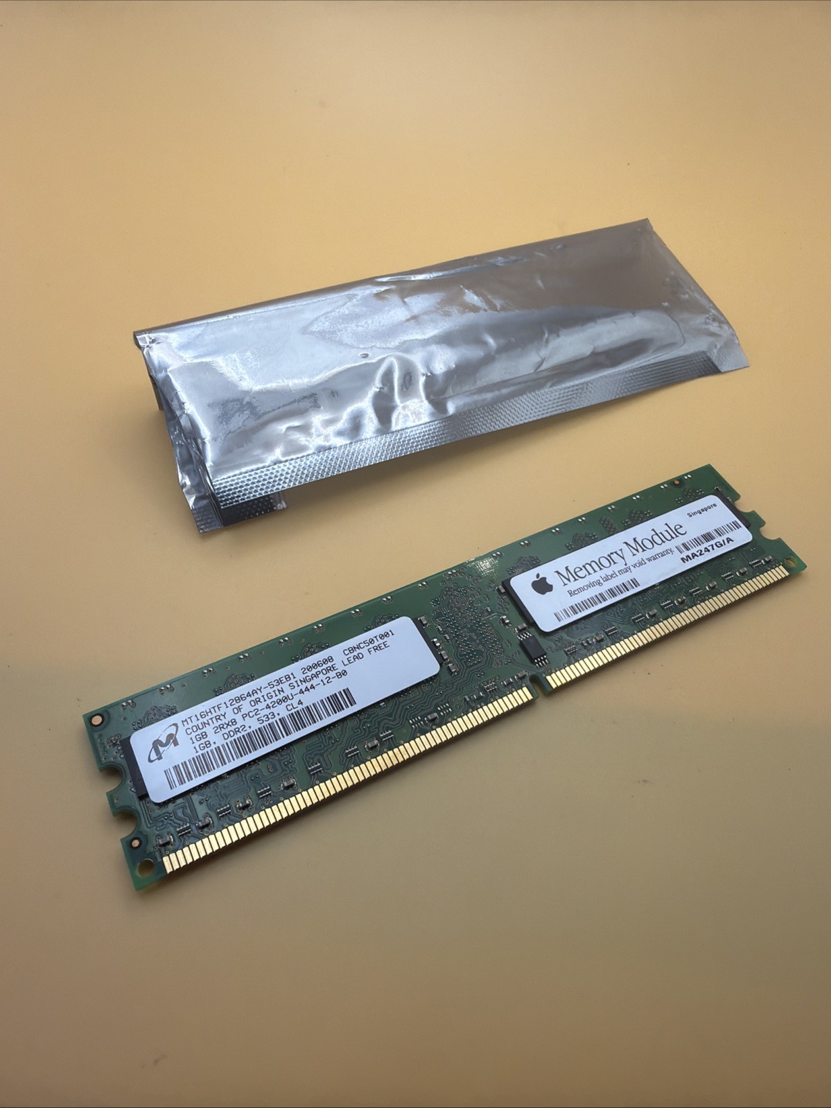 Apple 1GB DDR2 PC2-4200U 533MHz CL4 Desktop RAM Memory Module MT16HTF12864AY