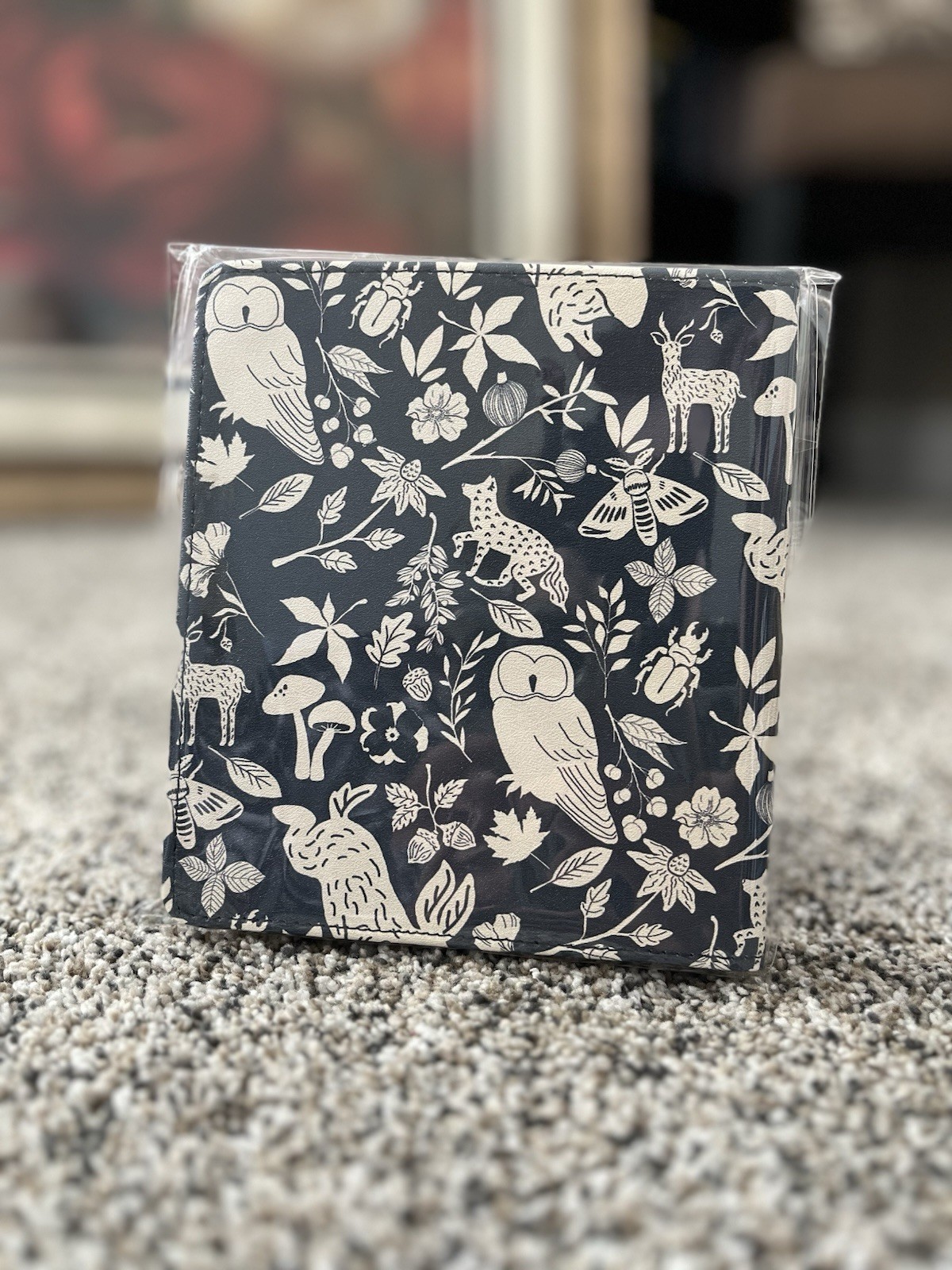 BOOKS BY GRAYCE OASIS 9TH & 10TH GEN Kindle Case EReader Woodland Pattern 