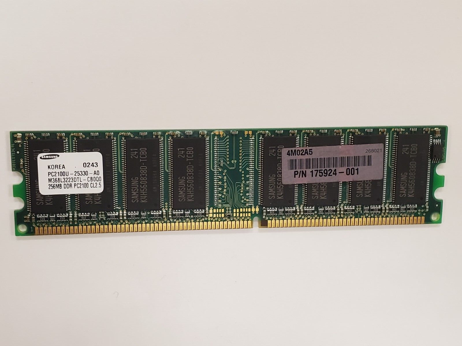 SAMSUNG 256MB DDR PC2100U-25330-A0 CL2.5 175924-001 Memory Module RAM