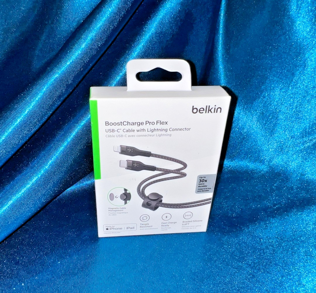 Belkin Boost Up Charge PRO Flex USB-C Cable with Lightning - CAA011bt2MBK