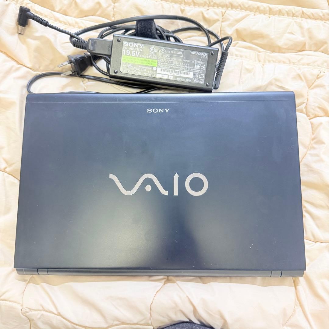 Sony VAIO VPCZ1 Laptop Charger Included Used Japan Genuine