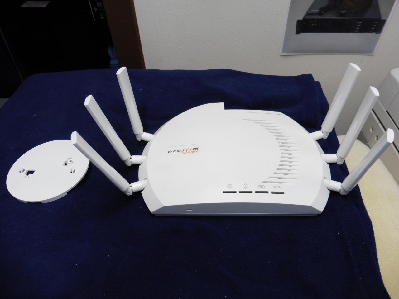 Proxim Orinoco AP-8000 Wireless Access Point 802.11a/b/g/n Dual Radios