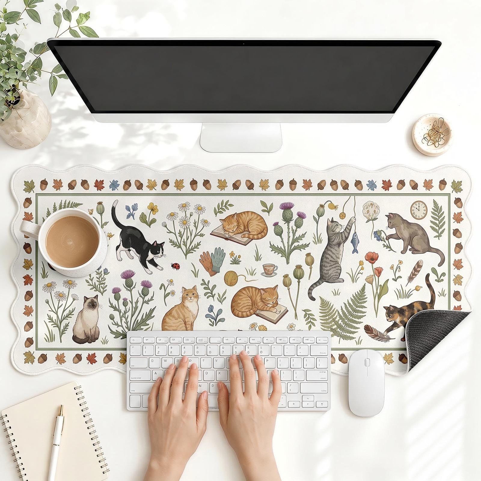 Cosovia Scalloped Gaming Mouse Pad, Garden Cats 35.4x15.7