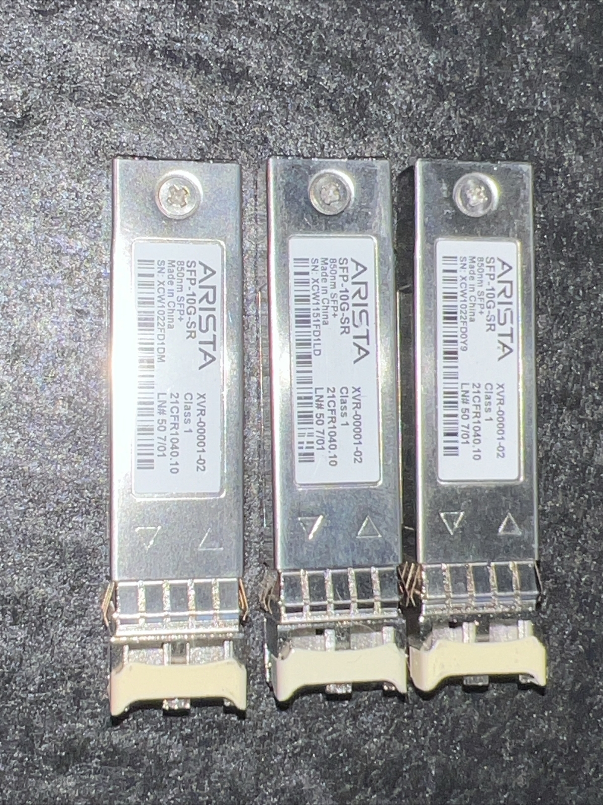 Lot of 3) Arista SFP-10G-SR 10G SR SFP+ Transceiver Module 850nm XVR-00001-02