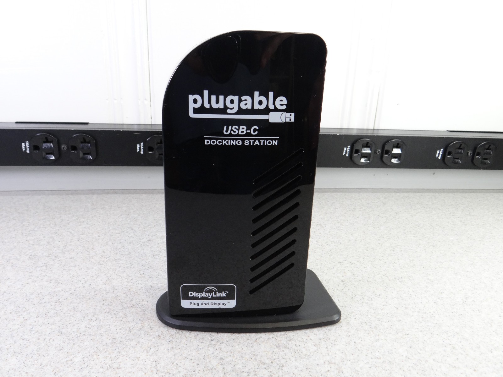 Plugable UD-ULTCDL USB-C Triple Display Docking Station 60W