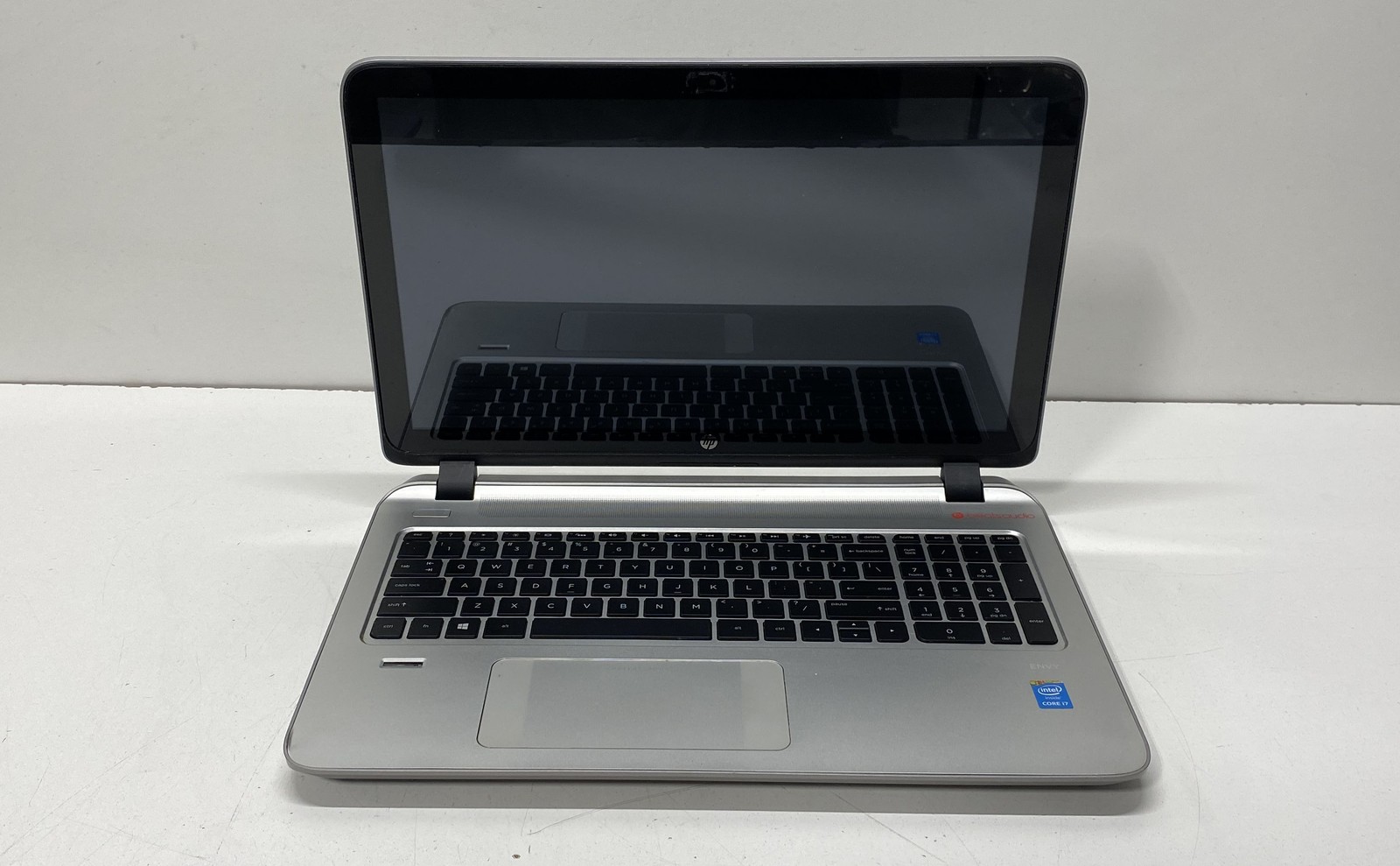 HP Envy 15t-k100 Laptop Intel Core i7 Windows 10 Beats Audio Damaged LCD