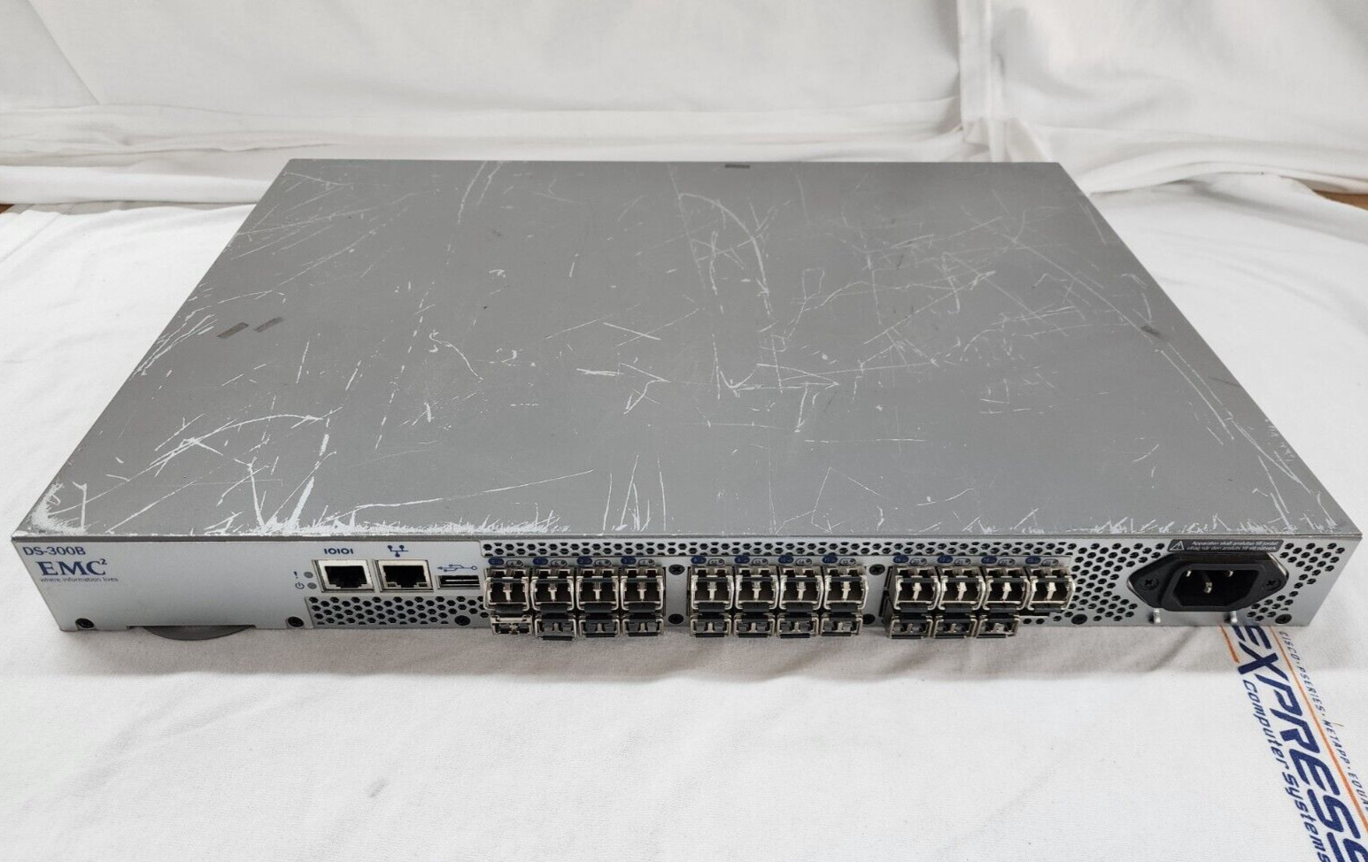 EMC Brocade BR-300 23-Port 8GB Fiber Channel SAN Switch | 23 Working Ports