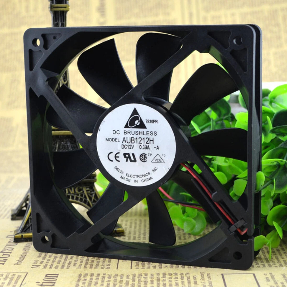 DELTA AUB1212H 12025 12V 0.39A 12CM Inverter Chassis Cooling Fan High Air Volume