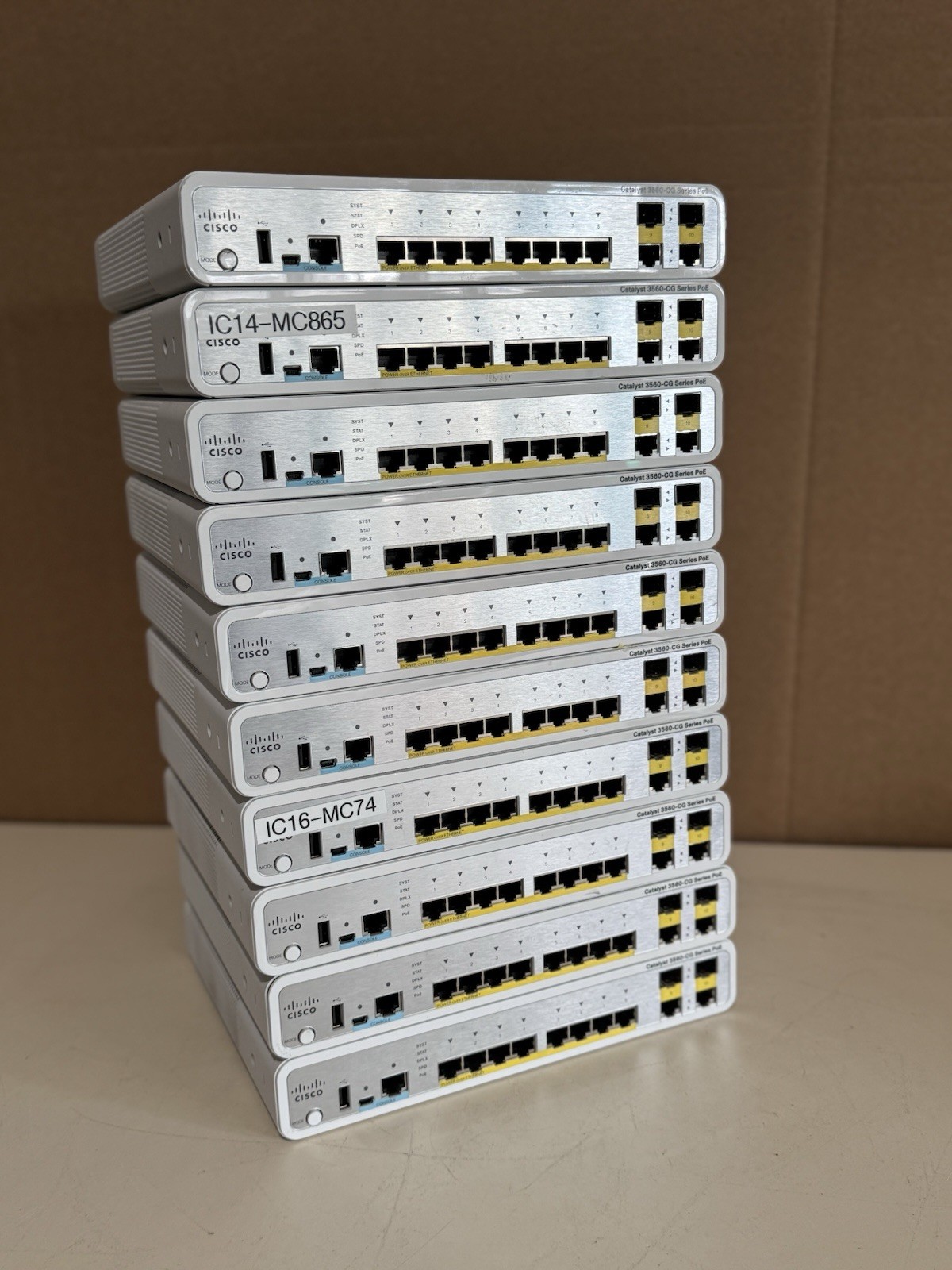 Cisco Catalyst 3560 Compact Network Switch (WS-C3560CG-8PC-S)