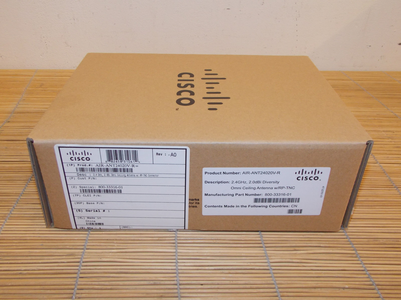 NEW Cisco AIR-ANT24020V-R 2.4GHz 2.2-dBi Omnidirectional Antenna NEW UNOPENED