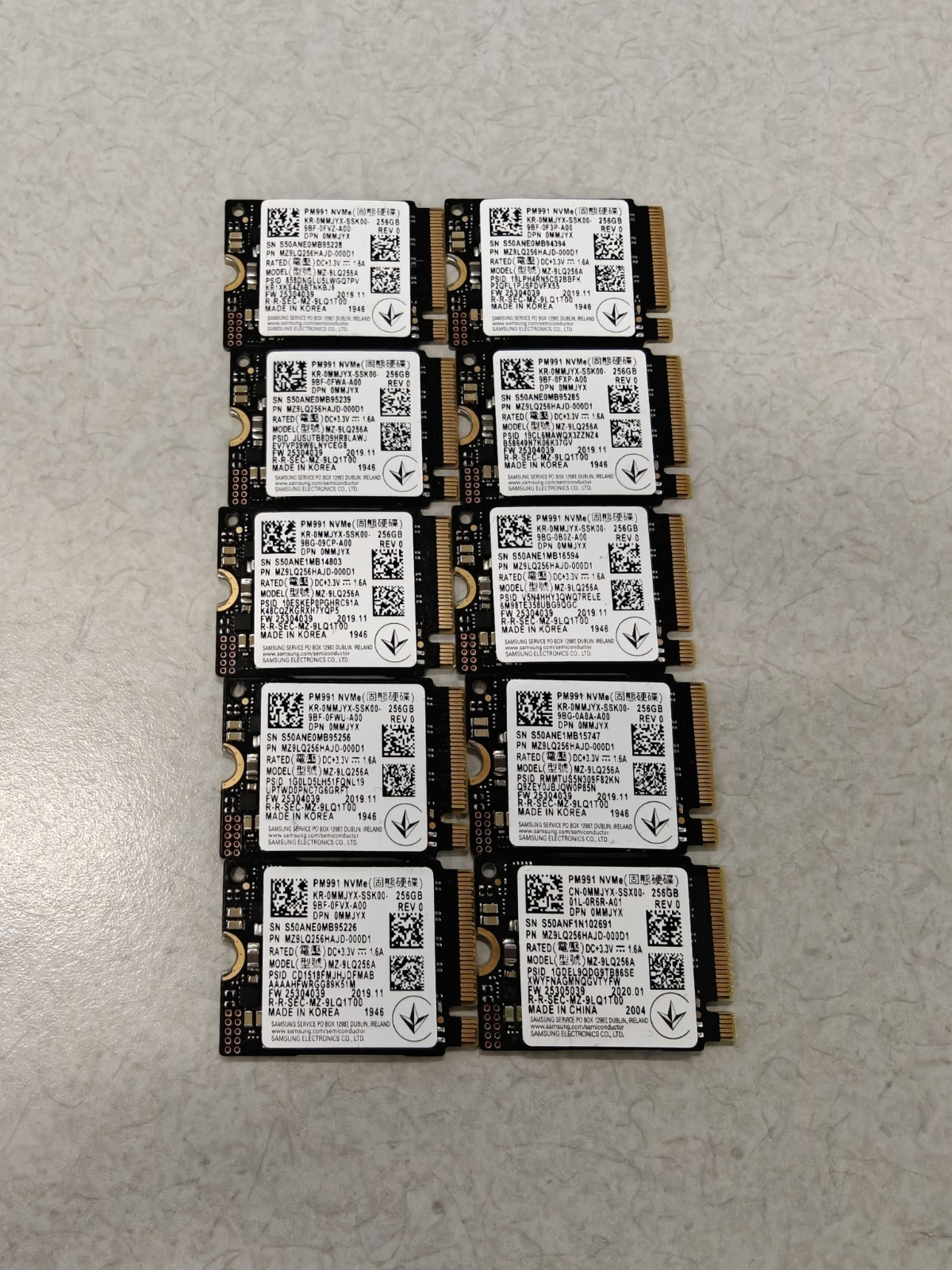 Samsung PM991 256GB, M.2 Internal SSD - MZ9LQ256HAJD-000D1