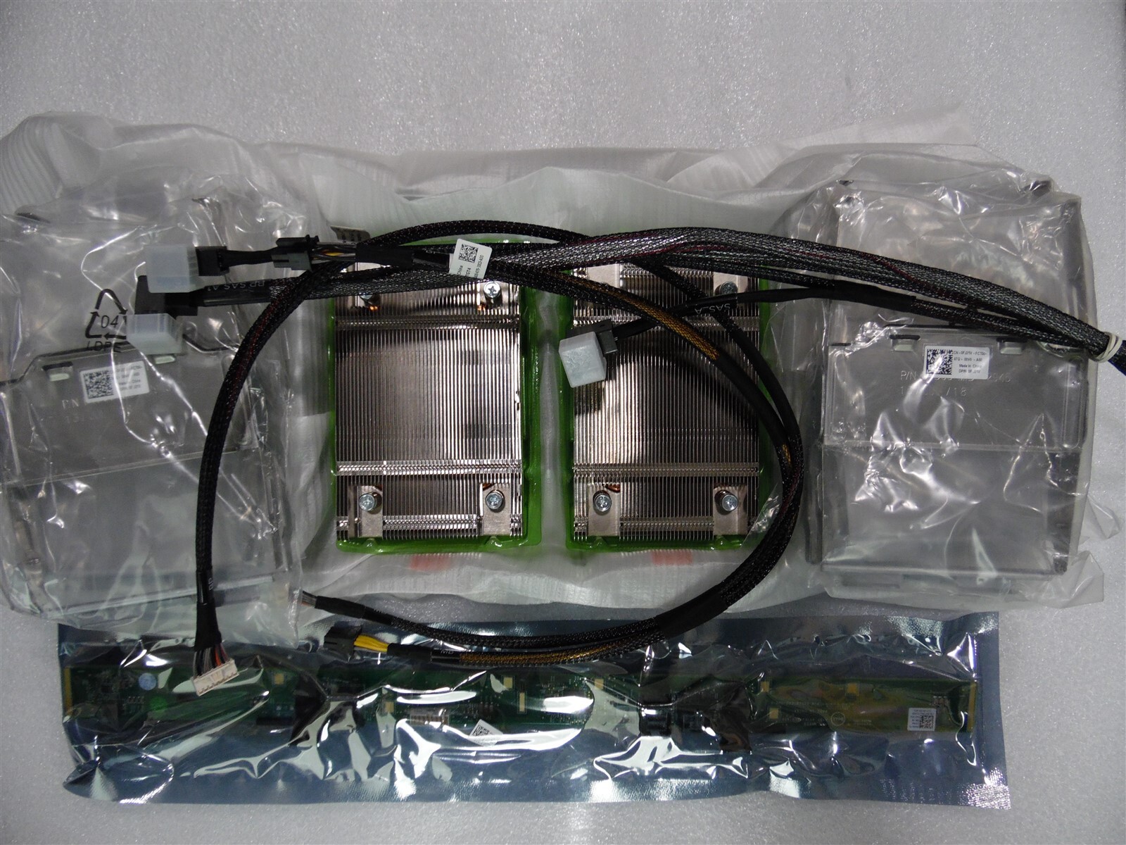 MID BAY DRIVE RISER EXPANSION KIT DELL POWEREDGE R730xd 3.5" SERVER 4FHR4