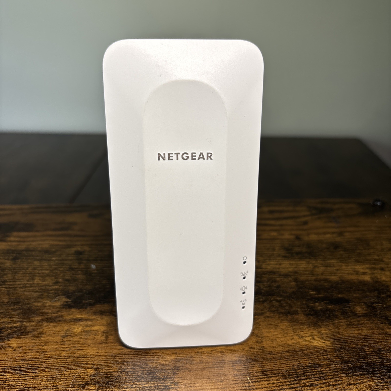 NETGEAR-AX1800 WiFi 6Mesh Range Extender and Signal Booster, 1.8Gbps Model-EAX14