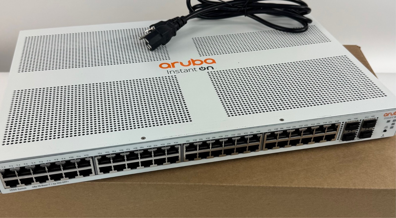 HPE Aruba JL685A Instant On 1930 48p 1GB RJ45 4p 10GB SFP+ Switch - Bulk