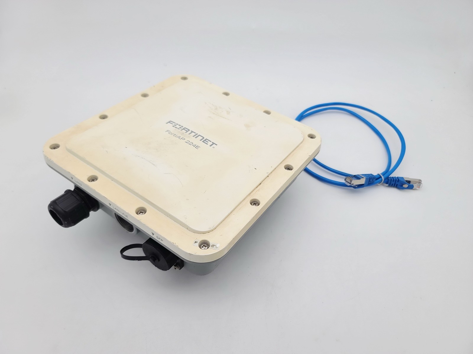 FORTINET FORTIAP 224E FAP-224E OUTDOOR DUAL RADIO WIRELESS ACCESS POINT POE SFP