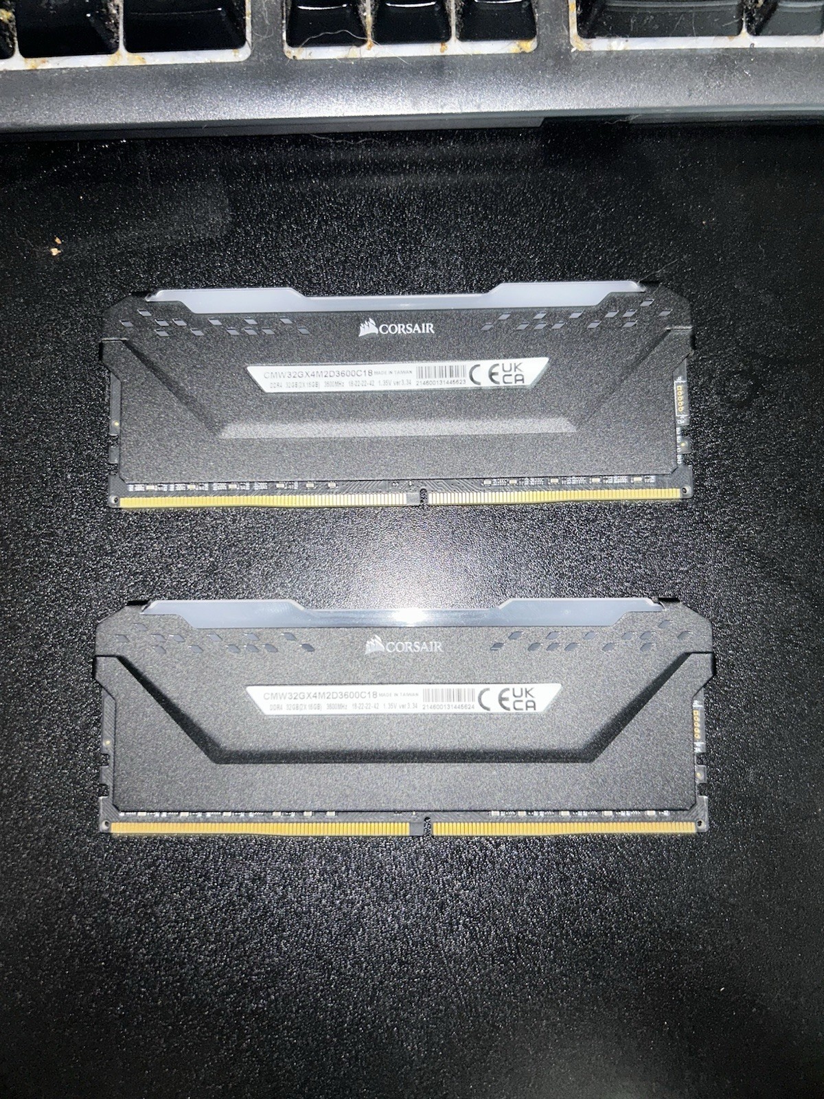 Corsair Vengeance RGB Pro 32GB (2 x 16GB) DDR4 DRAM 3600MHz C18 Memory Kit -...