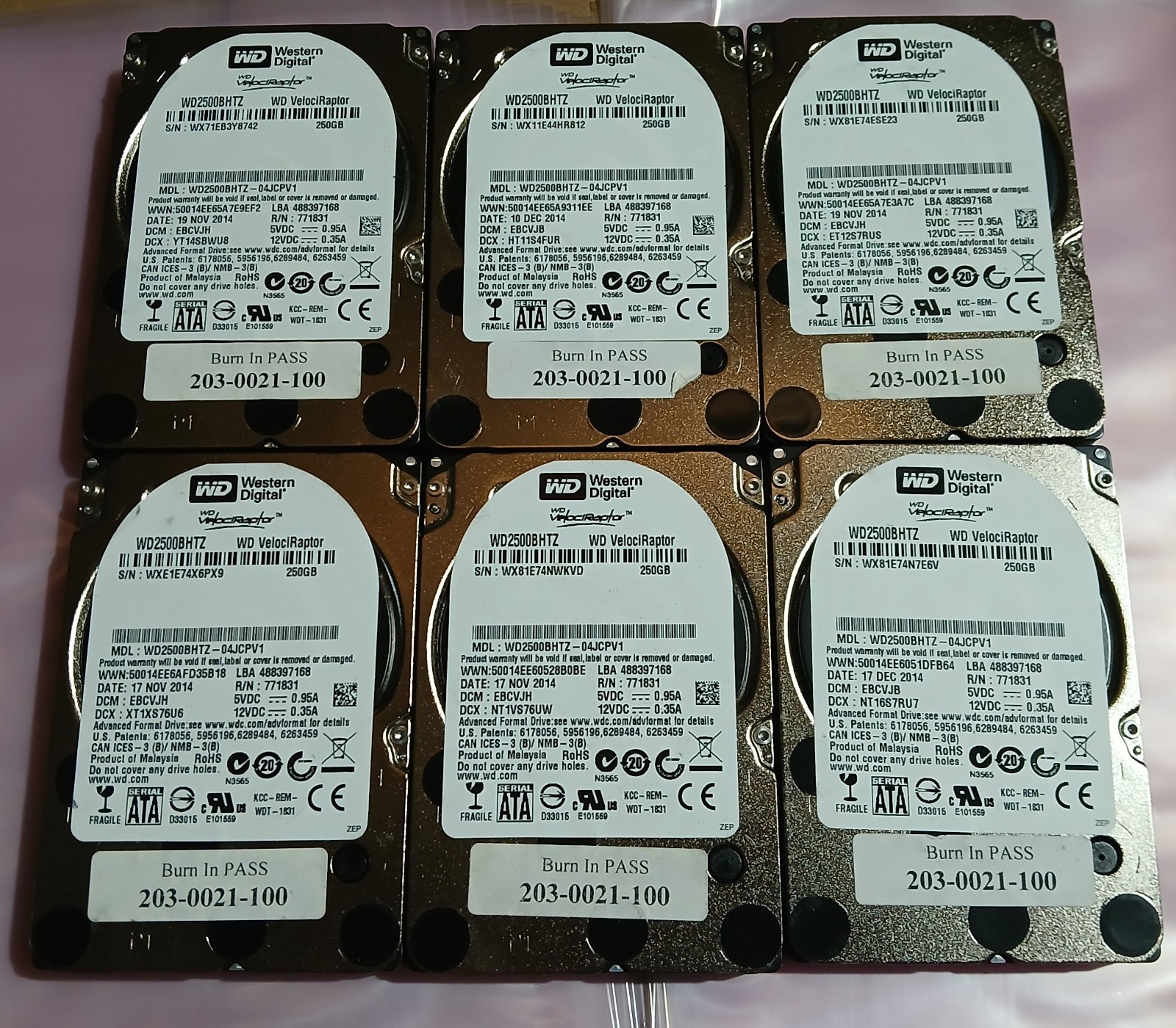 Lot of (6) 250 GB SATA 2.5" Western Digital WD2500BHTZ WD VelociRaptor - tested