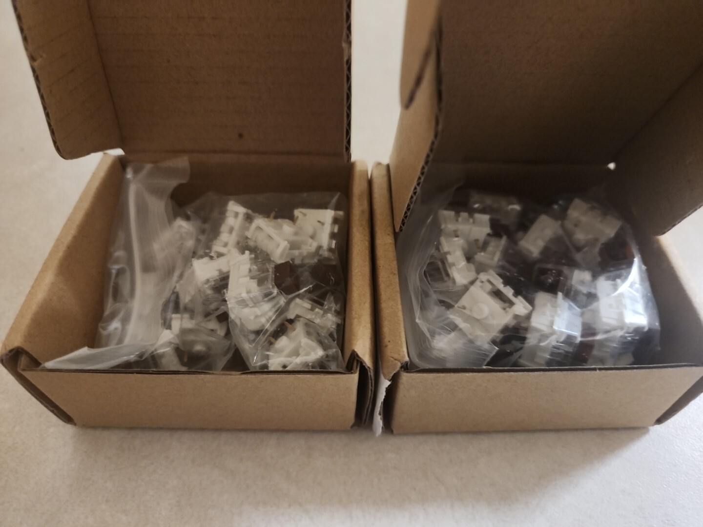 Kailh Box Brown Tactile Keyboard Switches 43 Count Ships Quickly
