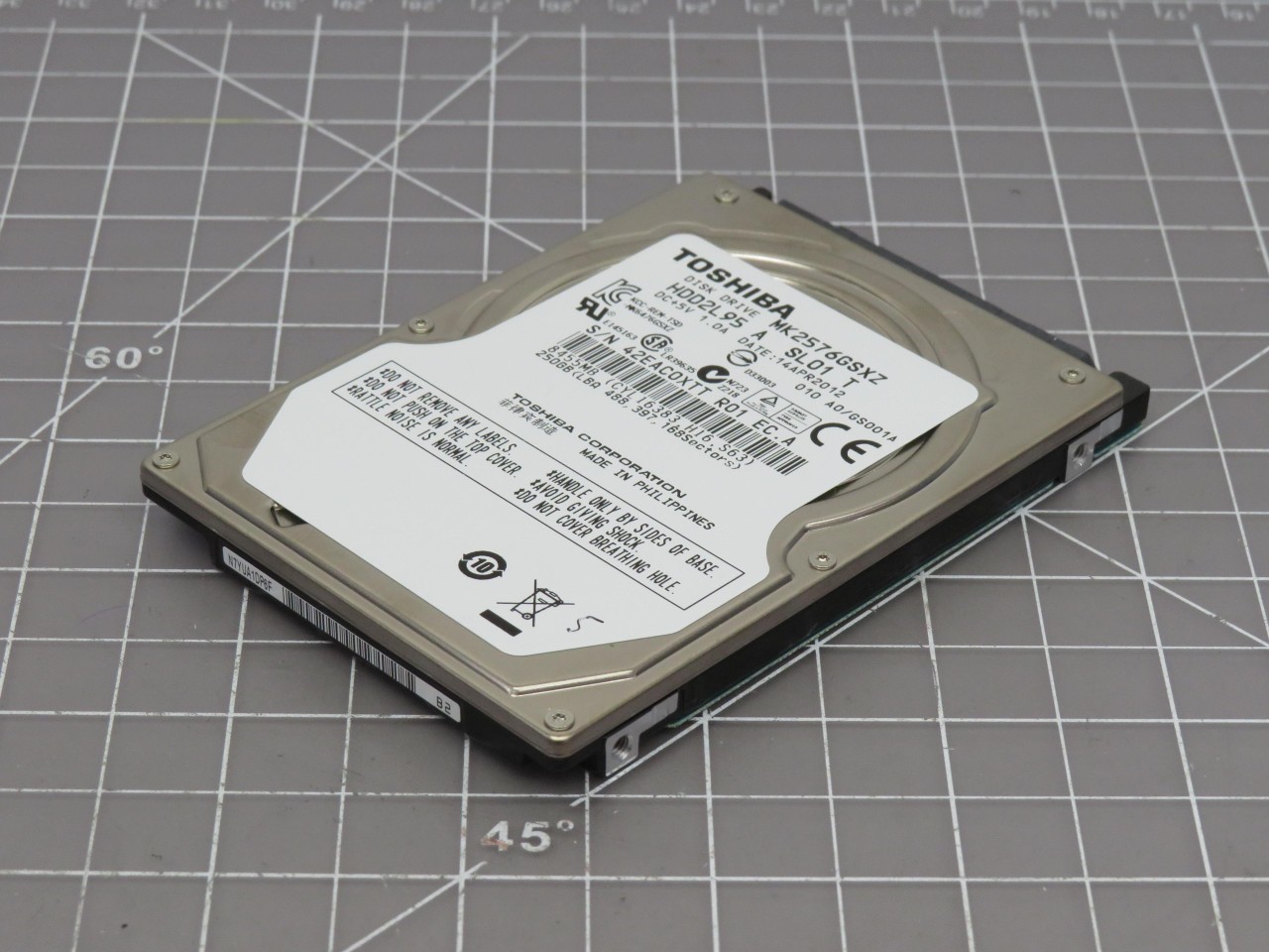 TOSHIBA MK2576GSXZ HARD DRIVE 250 GB T162157