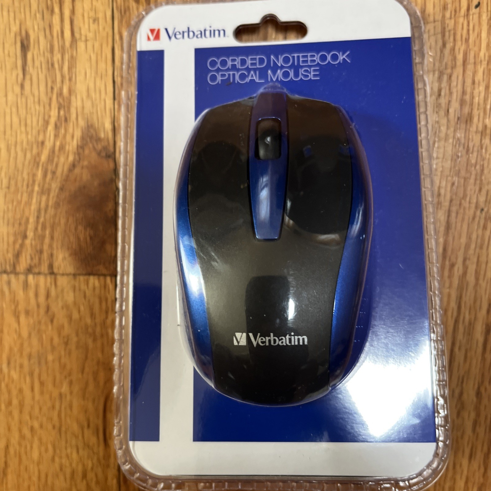 Verbatim USB Silent Corded Optical Mouse Noiseless Click Black and Blue New