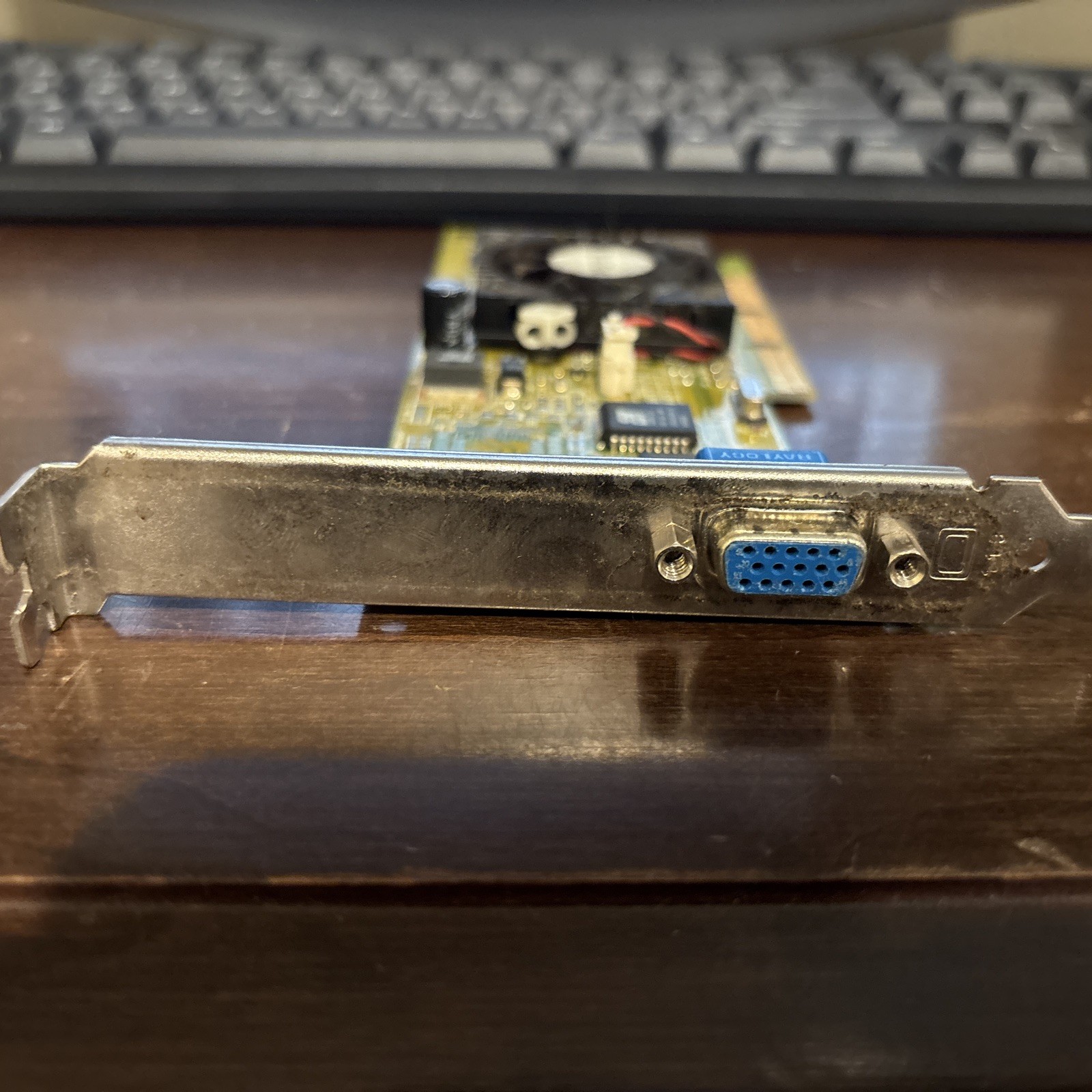 Leadtek WinFast Nvidia GeForce2 MX 32MB, VGA D-sub, AGP