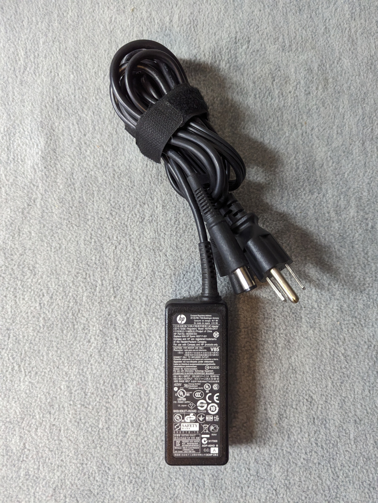 Genuine HP HSTNN-DA17 683509-003 693717-001 Power Supply 19.5V 2.05A 40W