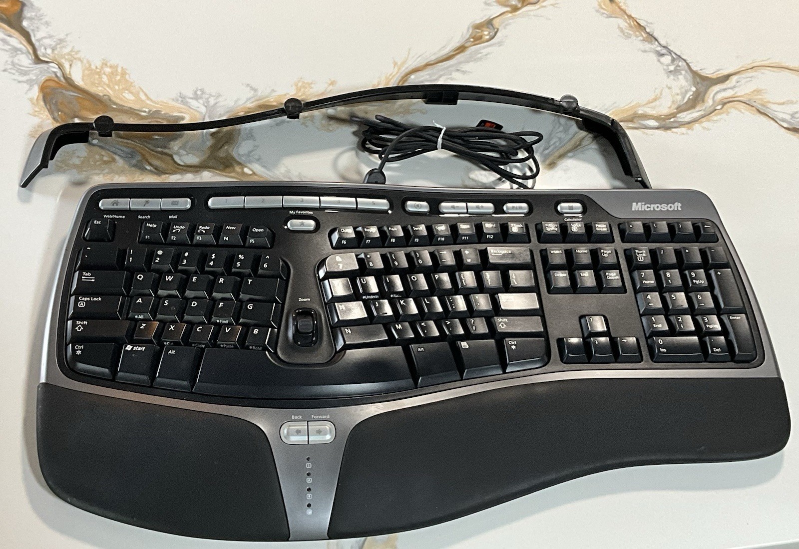 Microsoft Natural Ergonomic 4000 Wired Keyboard Model KU-0462 Tested