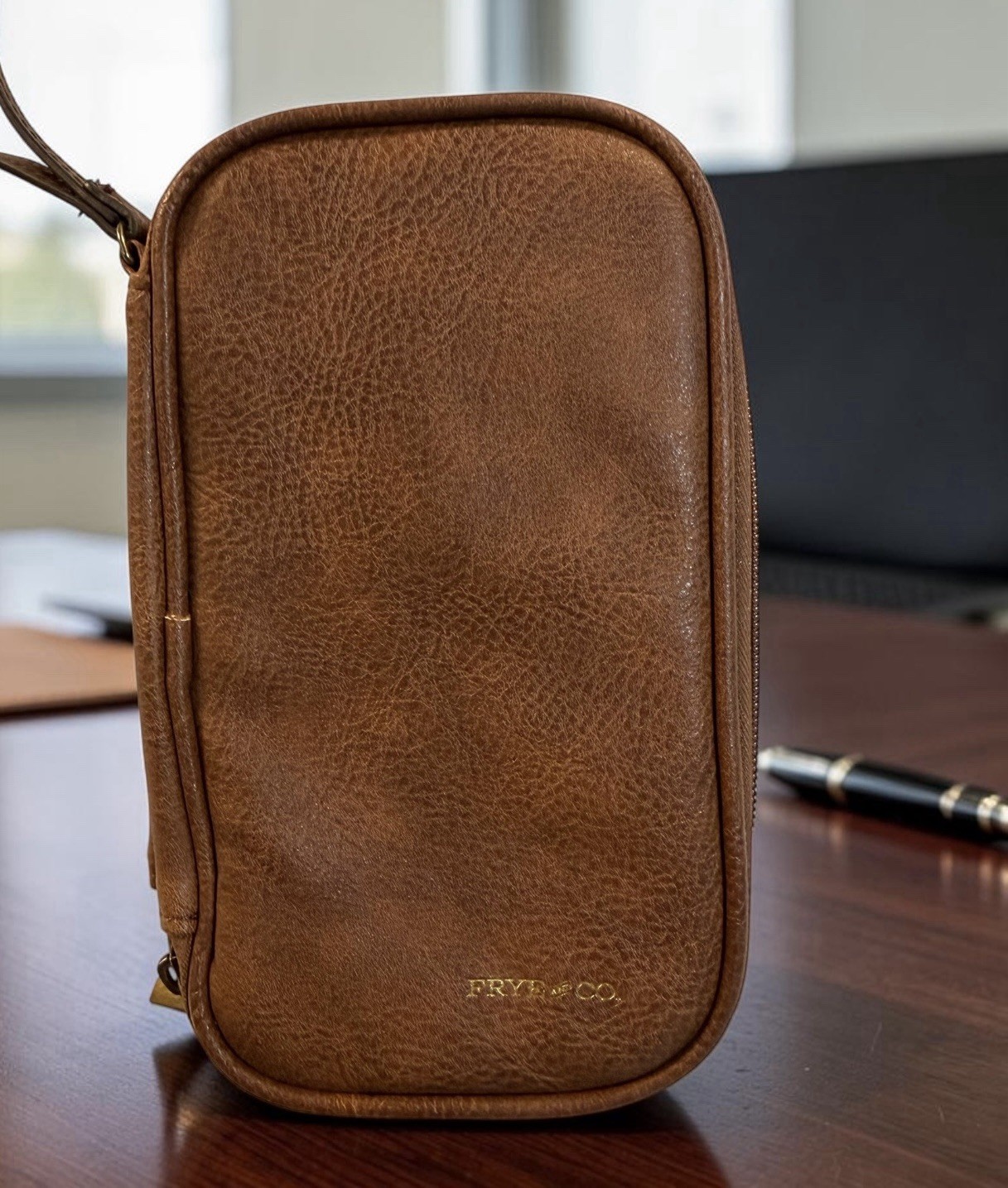 Frye and Co. Brown Faux Leather Double Zip Travel Organizer Case Wristlet 5 x 8
