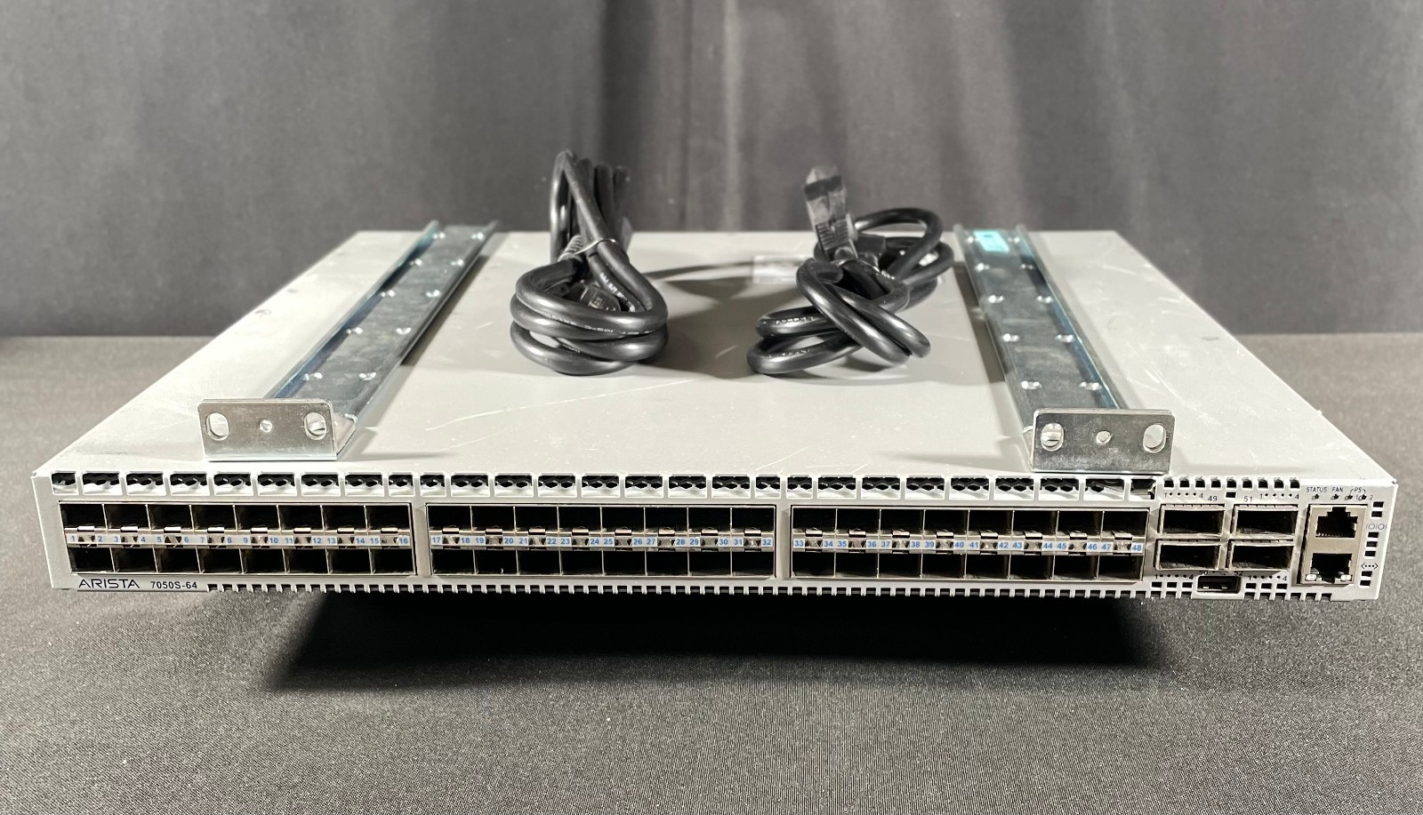 Arista DCS-7050S-64-R 48 Port 10Gbe SFP+ 4x QSFP+ Switch w/2x AC -Fast Shipping