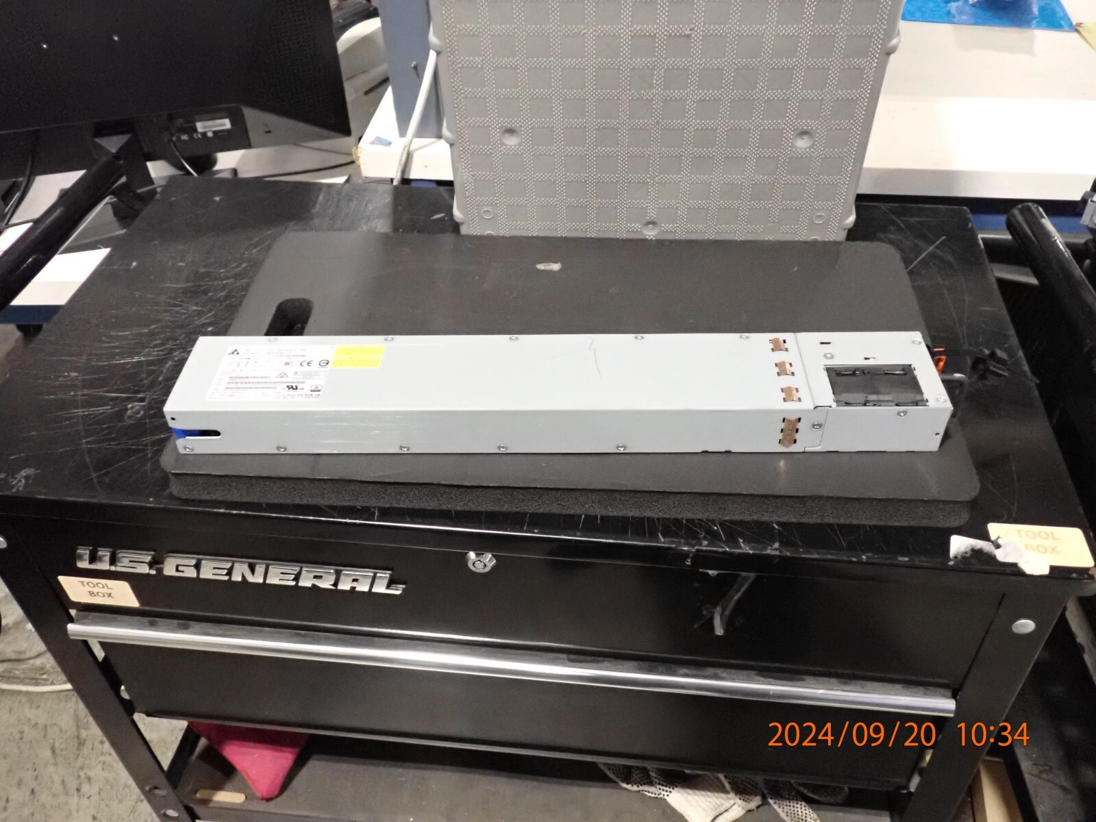 00RY003 1200W Storwize V7000 2076-524 Gen2 TDPS-1200BB A 31P1848 Power Supply