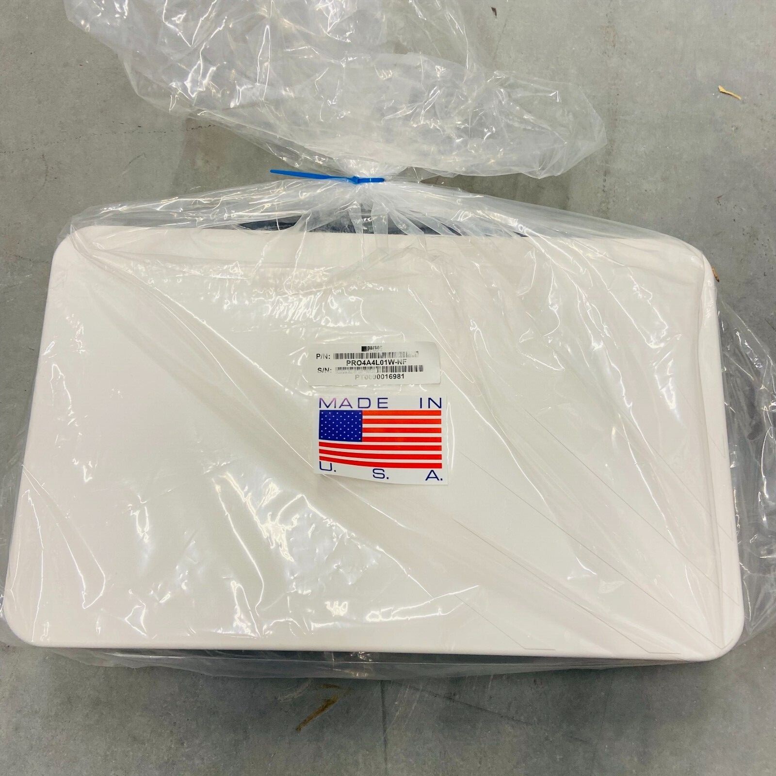 NEW Parsec Akita 4x4 MIMO Omni-Directional 5G LTE Wall/Pole Mountable Antenna